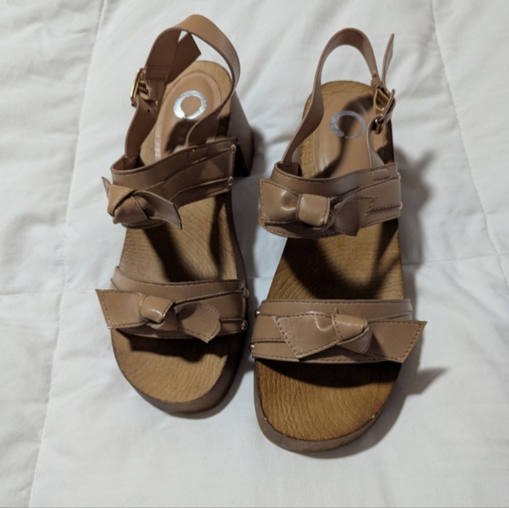 Journee Collection Tia, Tan Block Heel Sandals, size 7.5